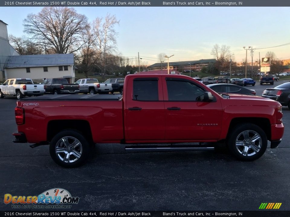 2016 Chevrolet Silverado 1500 WT Double Cab 4x4 Red Hot / Dark Ash/Jet Black Photo #5