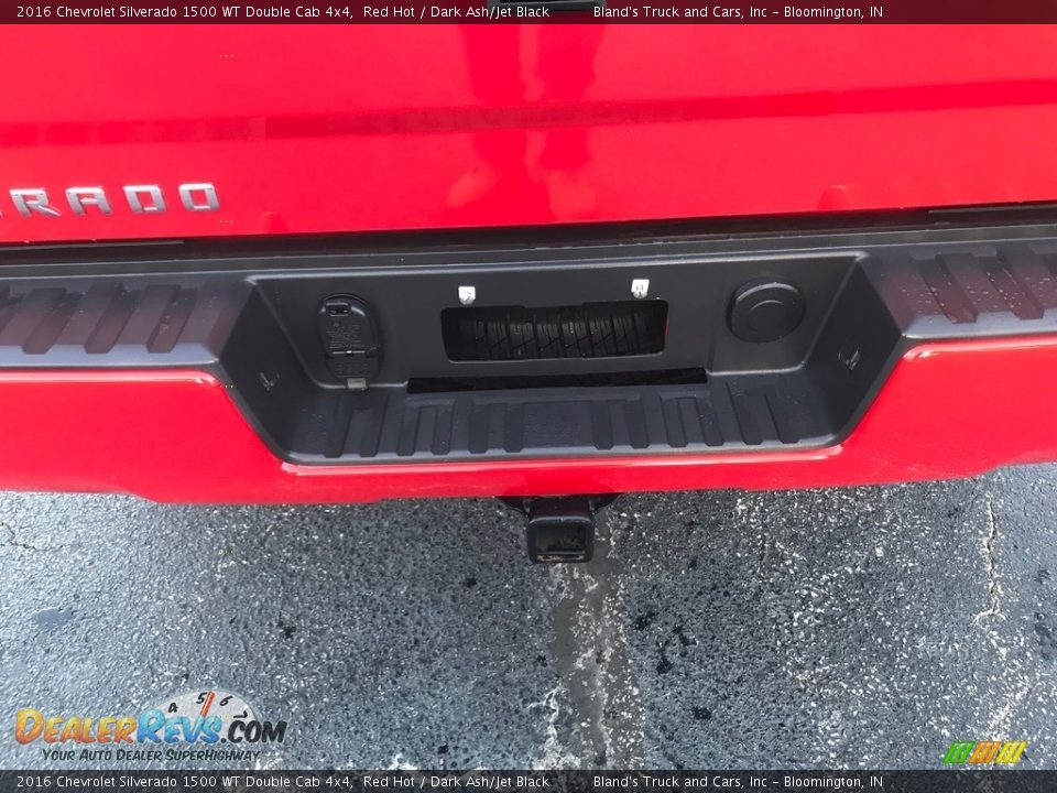 2016 Chevrolet Silverado 1500 WT Double Cab 4x4 Red Hot / Dark Ash/Jet Black Photo #8