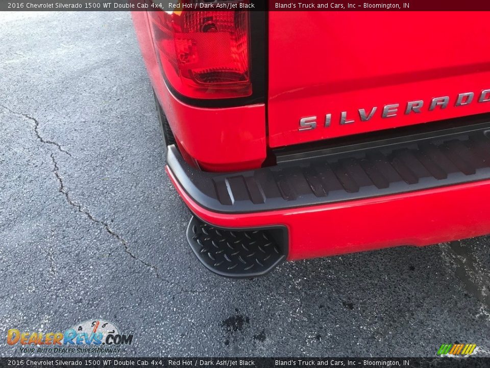2016 Chevrolet Silverado 1500 WT Double Cab 4x4 Red Hot / Dark Ash/Jet Black Photo #9
