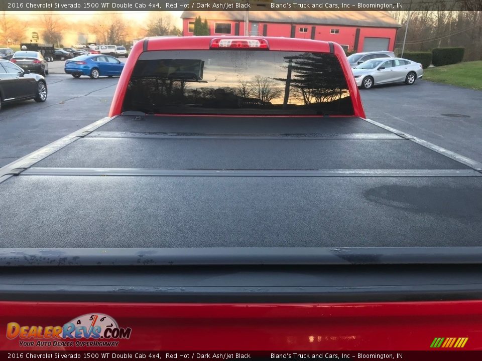 2016 Chevrolet Silverado 1500 WT Double Cab 4x4 Red Hot / Dark Ash/Jet Black Photo #10
