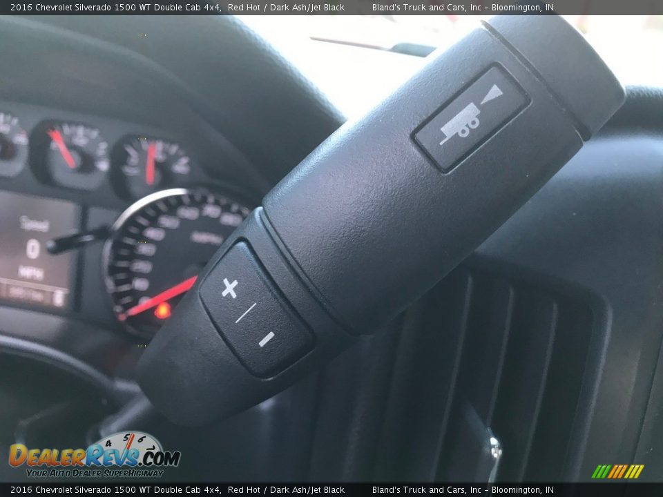 Controls of 2016 Chevrolet Silverado 1500 WT Double Cab 4x4 Photo #22