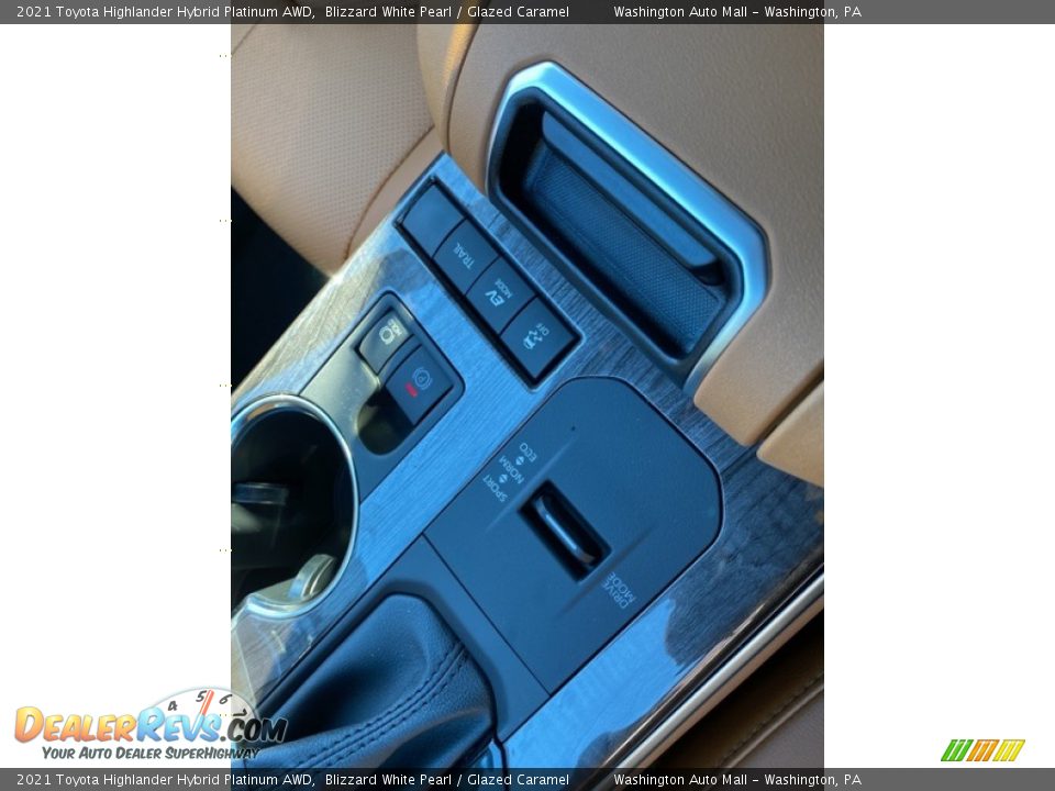 Controls of 2021 Toyota Highlander Hybrid Platinum AWD Photo #18