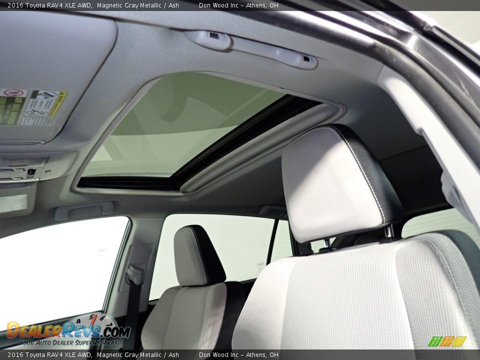2016 Toyota RAV4 XLE AWD Magnetic Gray Metallic / Ash Photo #2