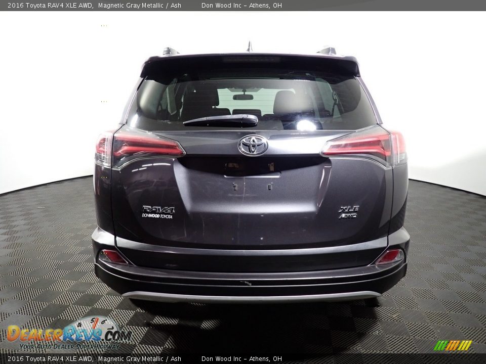 2016 Toyota RAV4 XLE AWD Magnetic Gray Metallic / Ash Photo #13