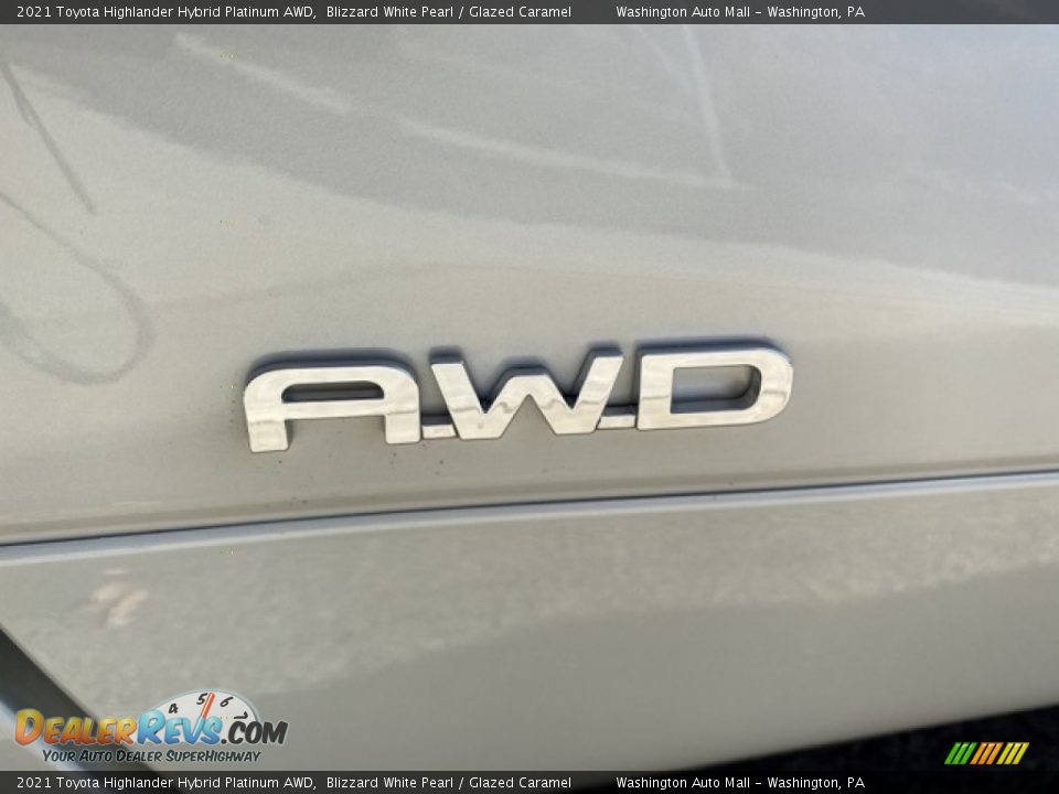 2021 Toyota Highlander Hybrid Platinum AWD Logo Photo #36