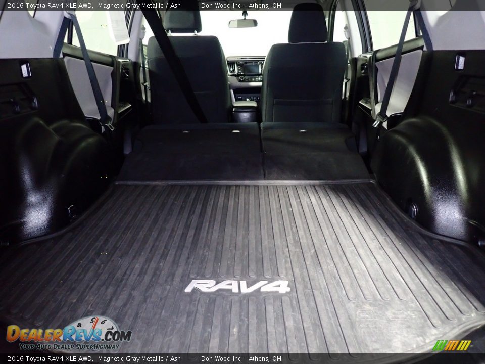 2016 Toyota RAV4 XLE AWD Magnetic Gray Metallic / Ash Photo #16