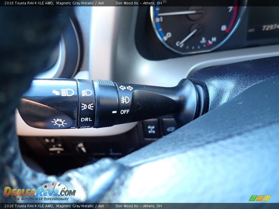 2016 Toyota RAV4 XLE AWD Magnetic Gray Metallic / Ash Photo #26