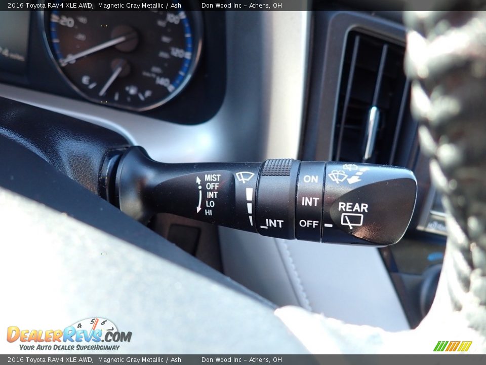 2016 Toyota RAV4 XLE AWD Magnetic Gray Metallic / Ash Photo #30