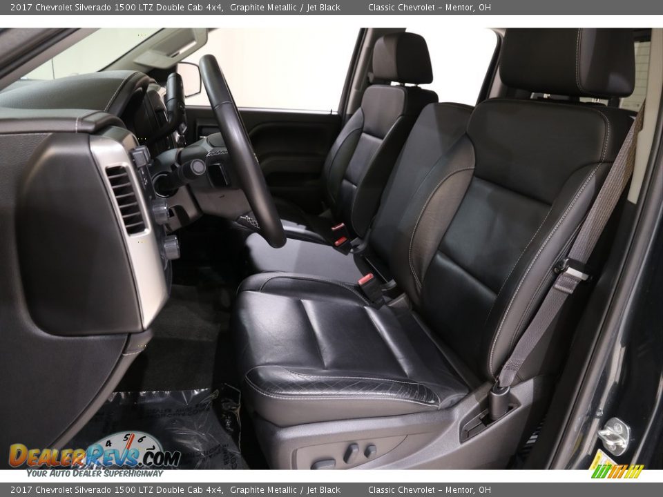 2017 Chevrolet Silverado 1500 LTZ Double Cab 4x4 Graphite Metallic / Jet Black Photo #6
