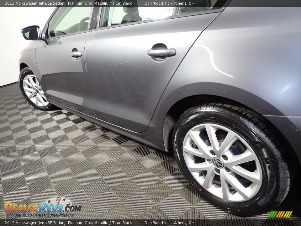 2012 Volkswagen Jetta SE Sedan Platinum Gray Metallic / Titan Black Photo #10
