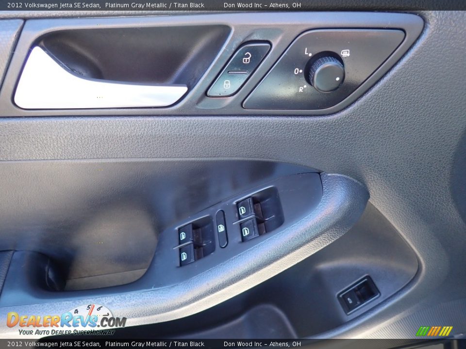 2012 Volkswagen Jetta SE Sedan Platinum Gray Metallic / Titan Black Photo #18