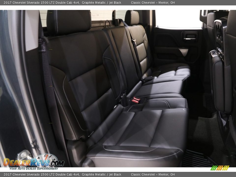 2017 Chevrolet Silverado 1500 LTZ Double Cab 4x4 Graphite Metallic / Jet Black Photo #18