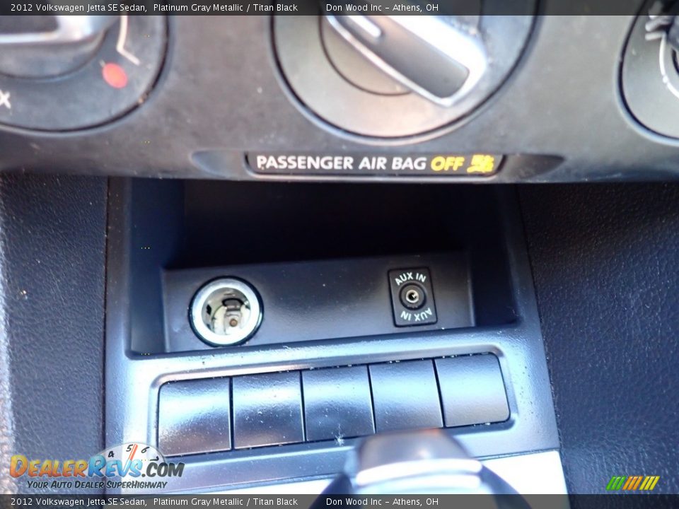 2012 Volkswagen Jetta SE Sedan Platinum Gray Metallic / Titan Black Photo #27