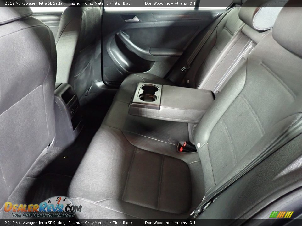 2012 Volkswagen Jetta SE Sedan Platinum Gray Metallic / Titan Black Photo #32