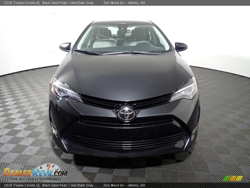 2018 Toyota Corolla LE Black Sand Pearl / Ash/Dark Gray Photo #5