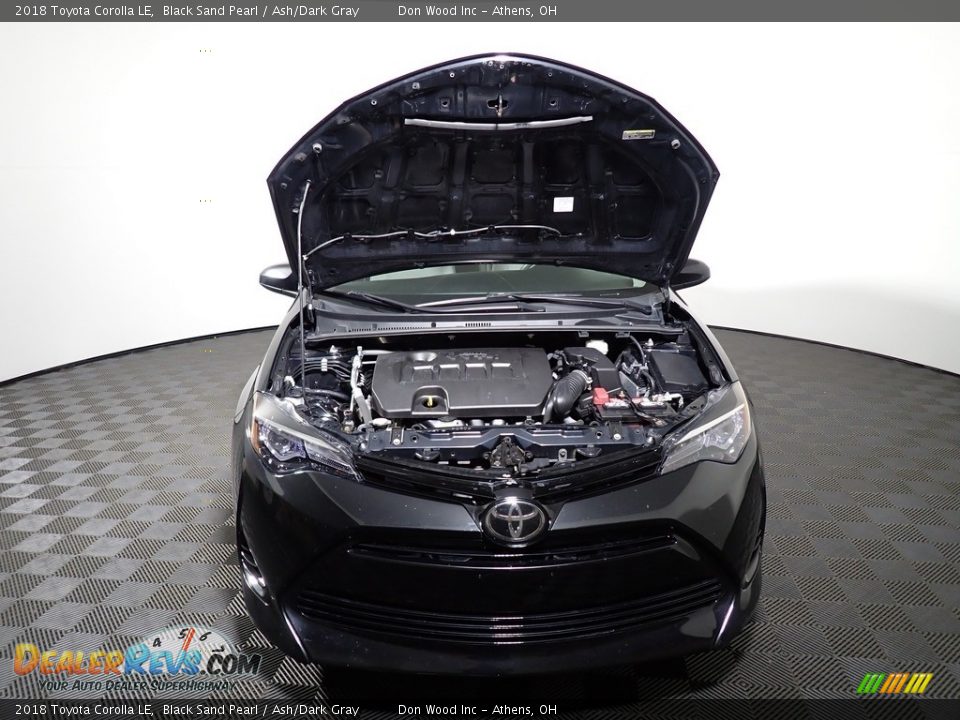 2018 Toyota Corolla LE Black Sand Pearl / Ash/Dark Gray Photo #6