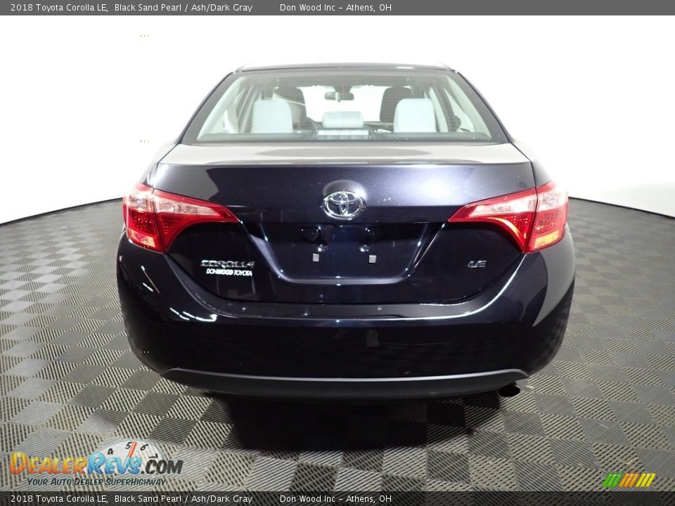 2018 Toyota Corolla LE Black Sand Pearl / Ash/Dark Gray Photo #12