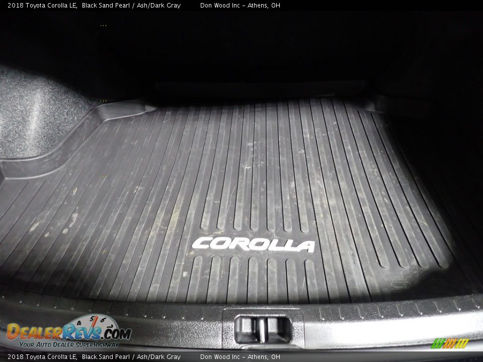 2018 Toyota Corolla LE Black Sand Pearl / Ash/Dark Gray Photo #14