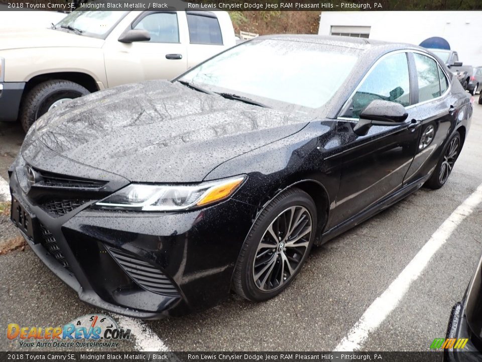 2018 Toyota Camry SE Midnight Black Metallic / Black Photo #1