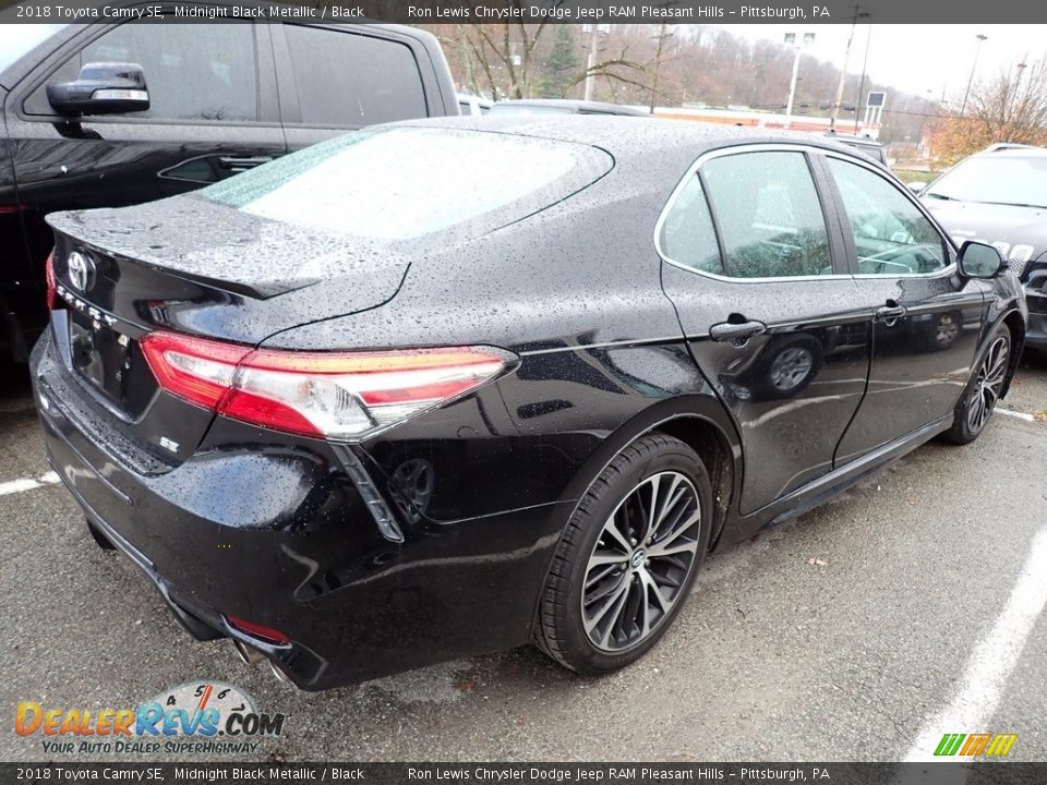 2018 Toyota Camry SE Midnight Black Metallic / Black Photo #4