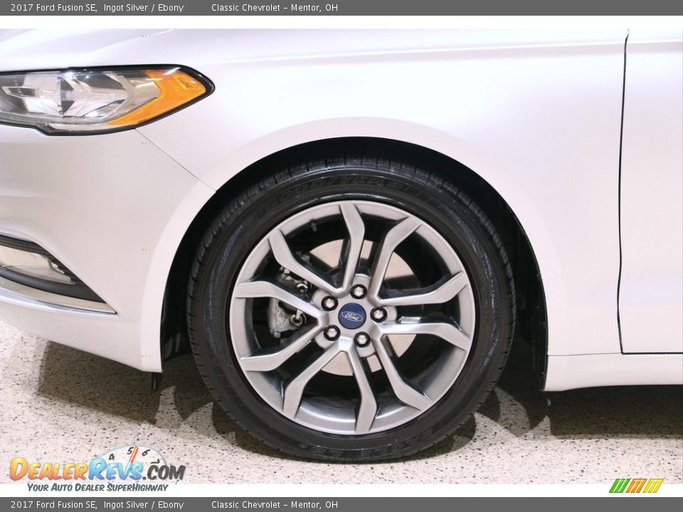 2017 Ford Fusion SE Ingot Silver / Ebony Photo #25