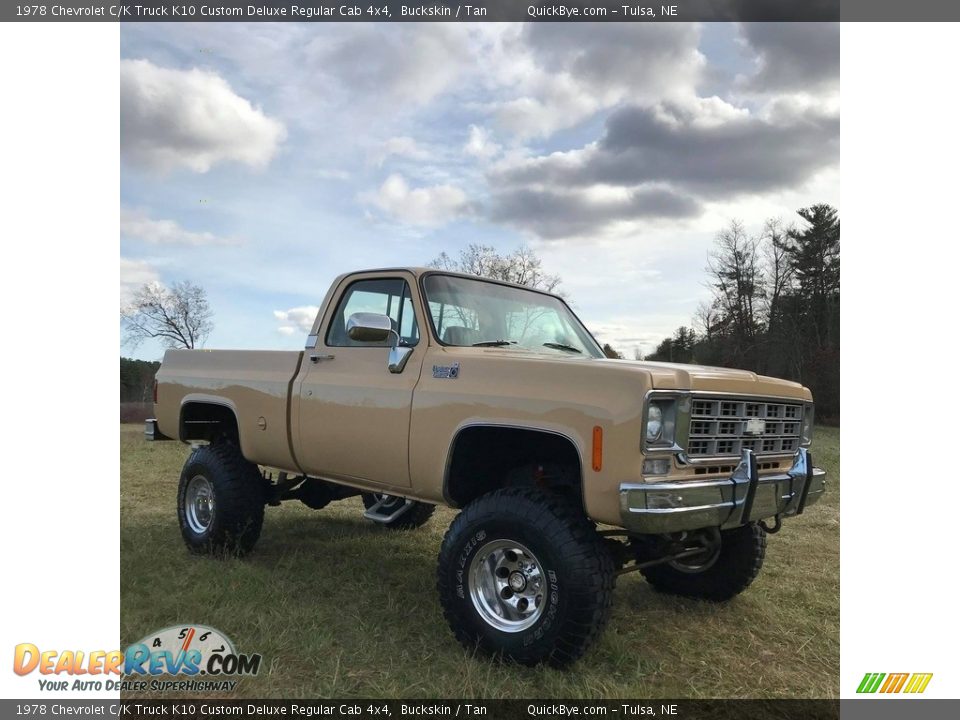 Front 3/4 View of 1978 Chevrolet C/K Truck K10 Custom Deluxe Regular Cab 4x4 Photo #6