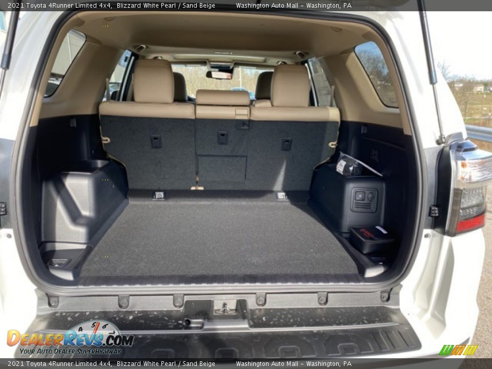 2021 Toyota 4Runner Limited 4x4 Trunk Photo #28