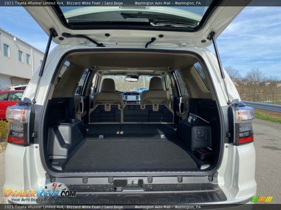 2021 Toyota 4Runner Limited 4x4 Trunk Photo #32