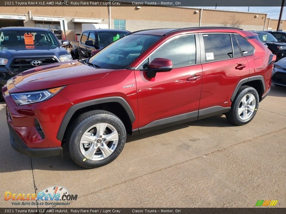 2021 Toyota RAV4 XLE AWD Hybrid Ruby Flare Pearl / Light Gray Photo #1