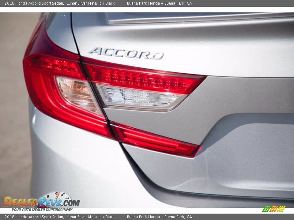 2018 Honda Accord Sport Sedan Lunar Silver Metallic / Black Photo #10