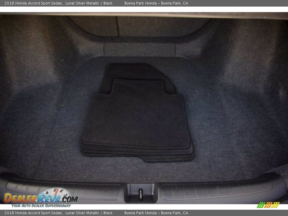 2018 Honda Accord Sport Sedan Lunar Silver Metallic / Black Photo #21