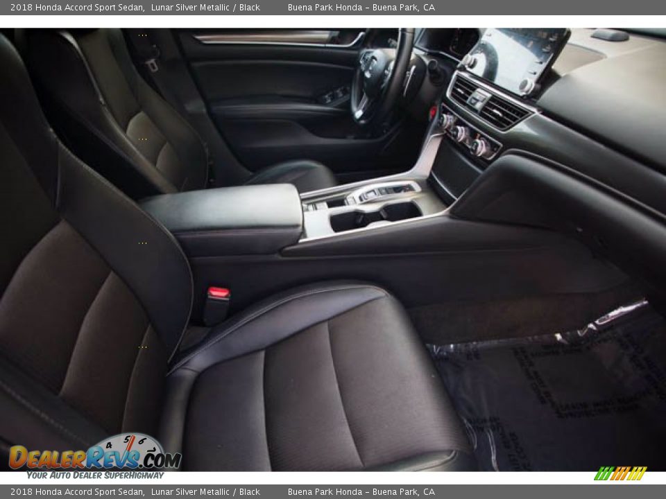 2018 Honda Accord Sport Sedan Lunar Silver Metallic / Black Photo #24