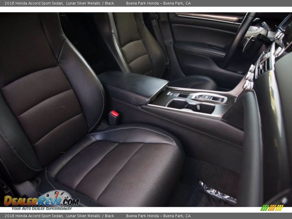 2018 Honda Accord Sport Sedan Lunar Silver Metallic / Black Photo #25