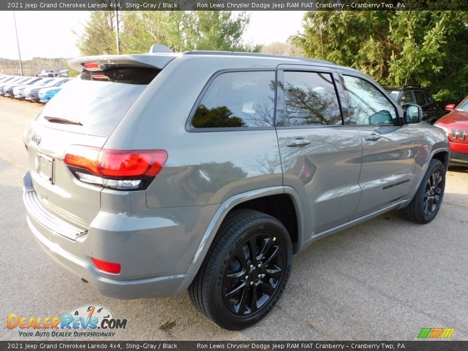 2021 Jeep Grand Cherokee Laredo 4x4 Sting-Gray / Black Photo #5