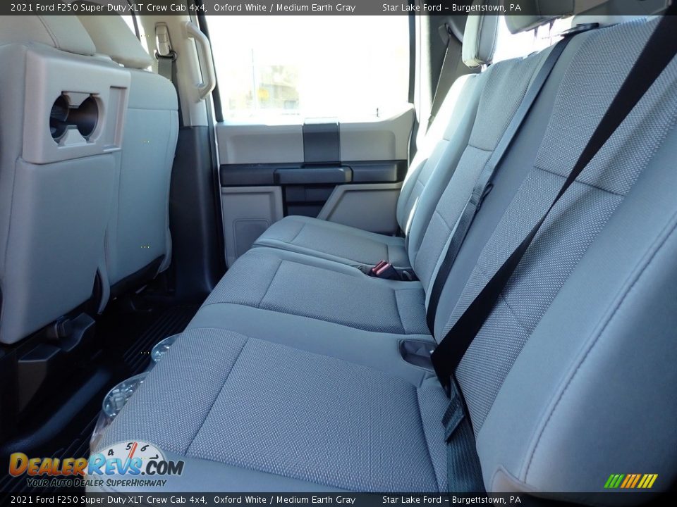 2021 Ford F250 Super Duty XLT Crew Cab 4x4 Oxford White / Medium Earth Gray Photo #11