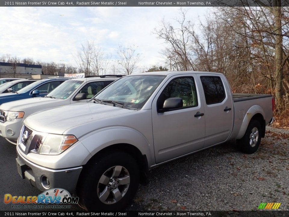 2011 Nissan Frontier SV Crew Cab 4x4 Radiant Silver Metallic / Steel Photo #1