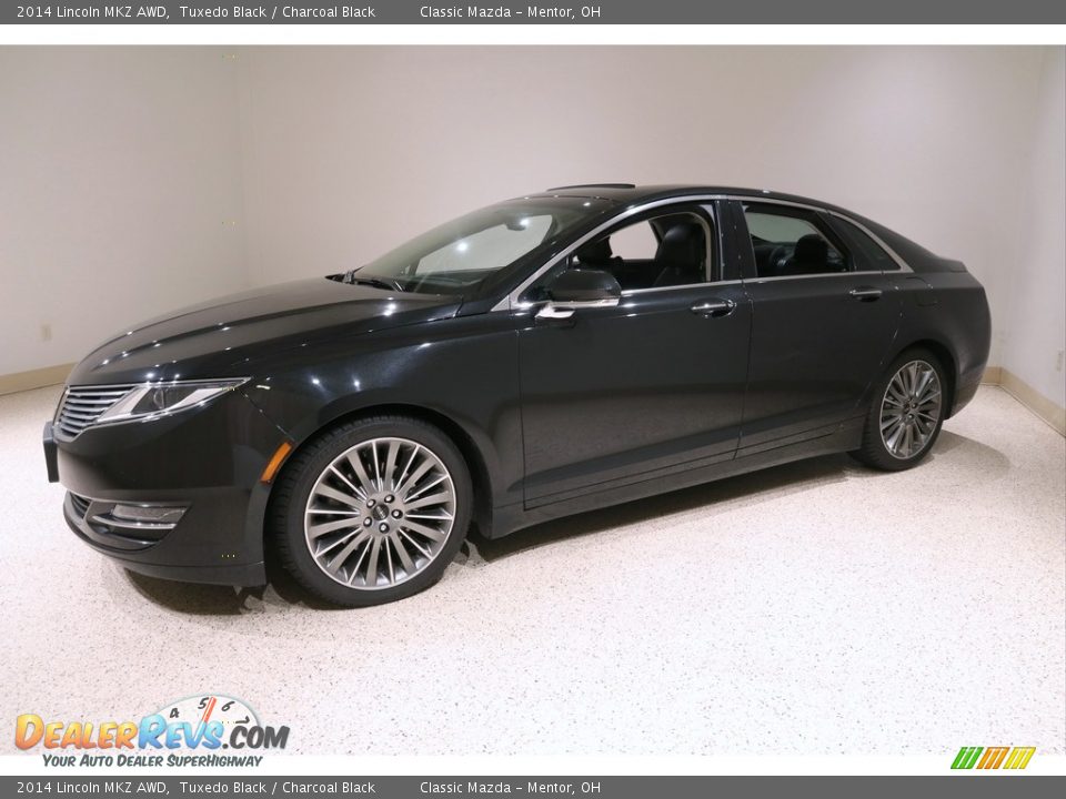 Front 3/4 View of 2014 Lincoln MKZ AWD Photo #3