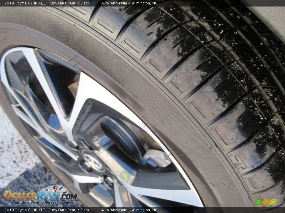 2019 Toyota C-HR XLE Ruby Flare Pearl / Black Photo #8