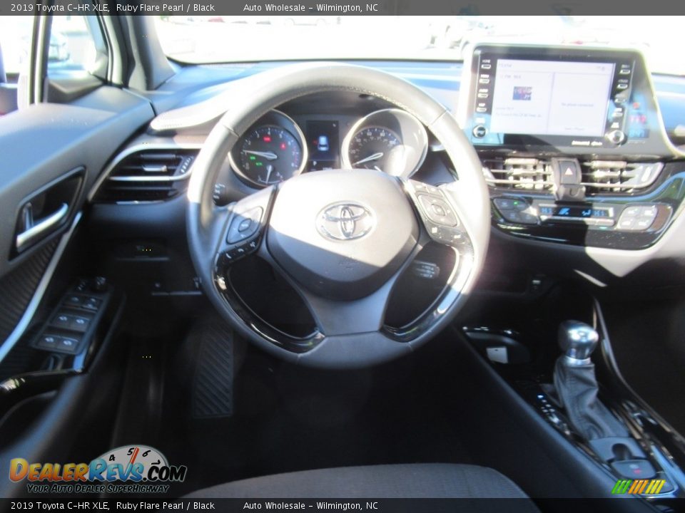 2019 Toyota C-HR XLE Ruby Flare Pearl / Black Photo #15