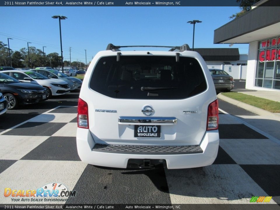 2011 Nissan Pathfinder Silver 4x4 Avalanche White / Cafe Latte Photo #4