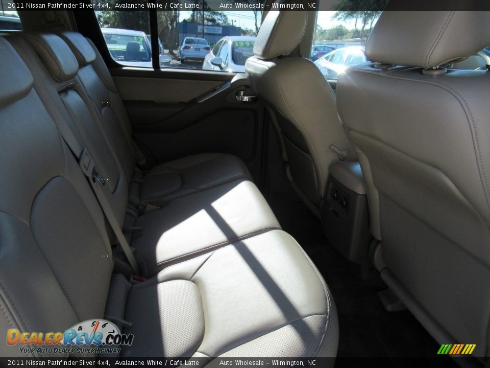 2011 Nissan Pathfinder Silver 4x4 Avalanche White / Cafe Latte Photo #14