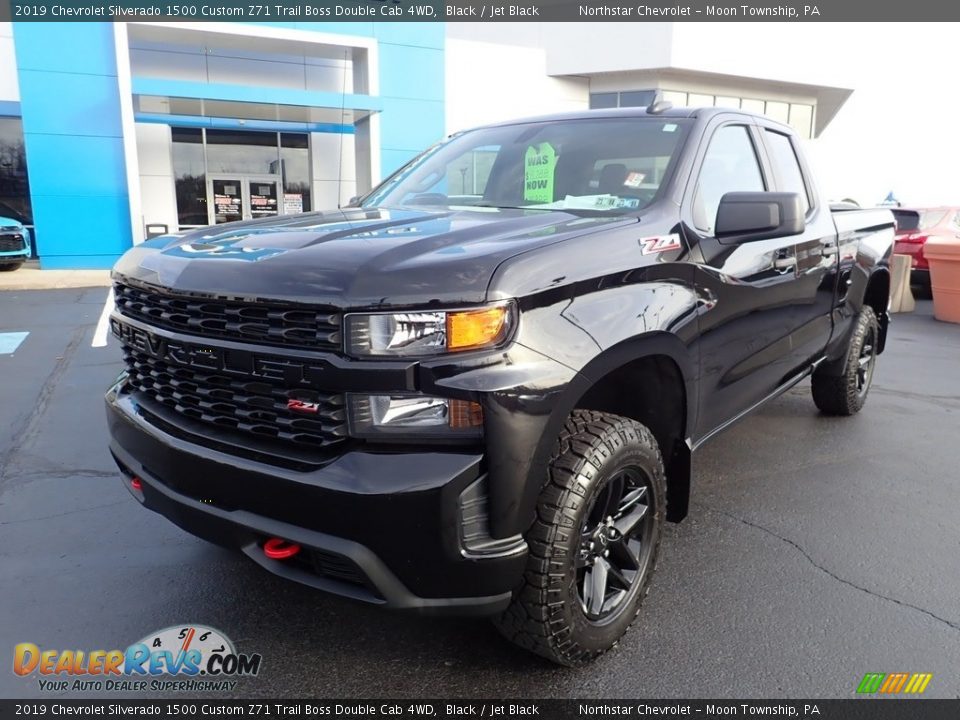 2019 Chevrolet Silverado 1500 Custom Z71 Trail Boss Double Cab 4WD Black / Jet Black Photo #2