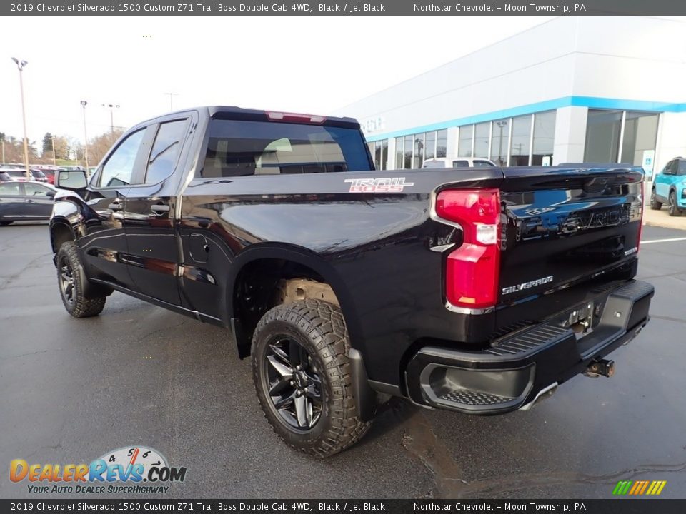 2019 Chevrolet Silverado 1500 Custom Z71 Trail Boss Double Cab 4WD Black / Jet Black Photo #4