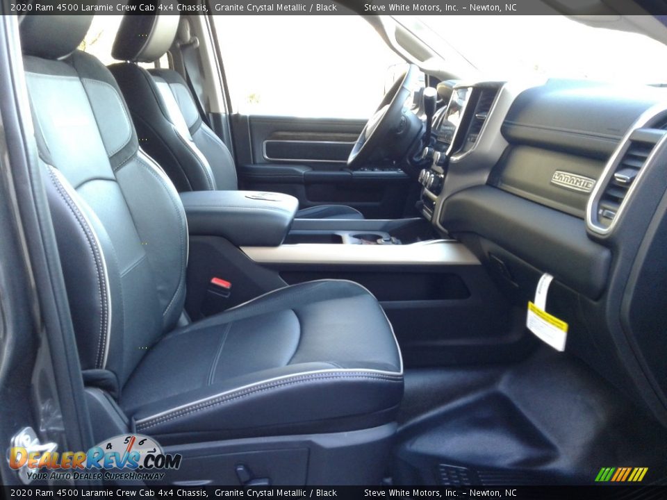 2020 Ram 4500 Laramie Crew Cab 4x4 Chassis Granite Crystal Metallic / Black Photo #18
