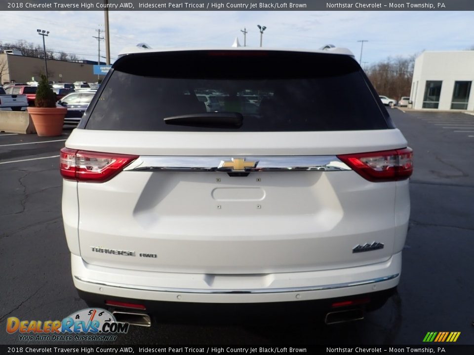 2018 Chevrolet Traverse High Country AWD Iridescent Pearl Tricoat / High Country Jet Black/Loft Brown Photo #6