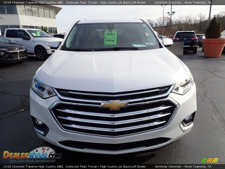 2018 Chevrolet Traverse High Country AWD Iridescent Pearl Tricoat / High Country Jet Black/Loft Brown Photo #13