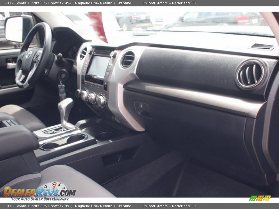 2019 Toyota Tundra SR5 CrewMax 4x4 Magnetic Gray Metallic / Graphite Photo #28