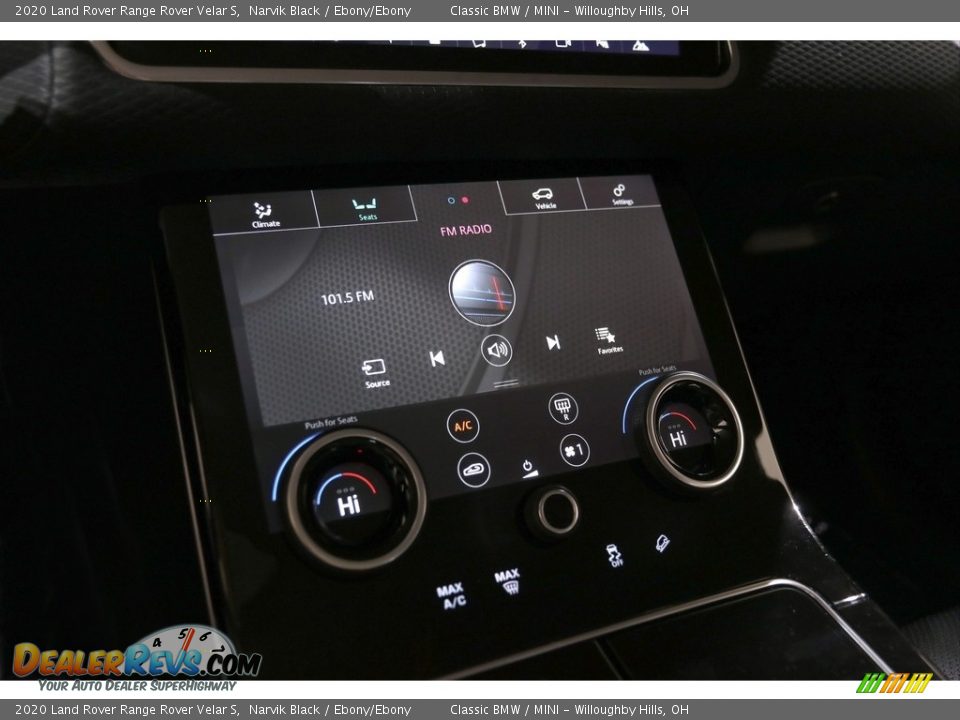 Controls of 2020 Land Rover Range Rover Velar S Photo #30