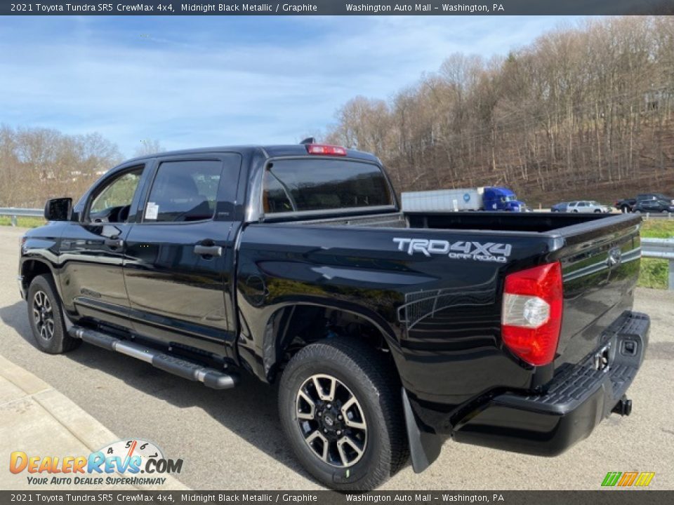 2021 Toyota Tundra SR5 CrewMax 4x4 Midnight Black Metallic / Graphite Photo #2