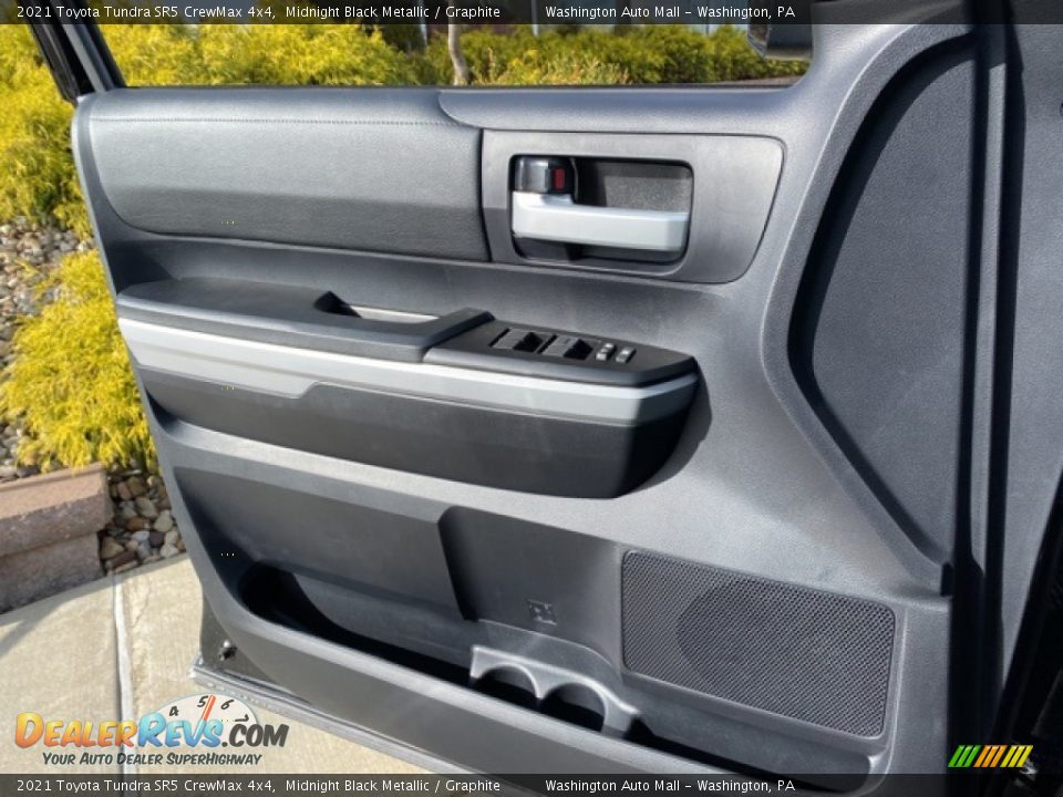 2021 Toyota Tundra SR5 CrewMax 4x4 Midnight Black Metallic / Graphite Photo #19